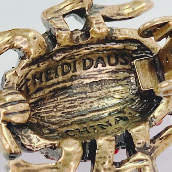 Signed Heidi Daus Ladybug Clip On Earrings Red White Rhinestone Vintage Whimsy - Picture 9 of 10